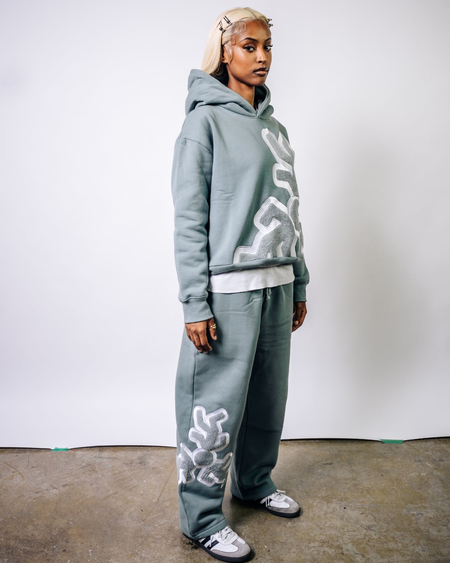 Motus Studios Mint Sweats